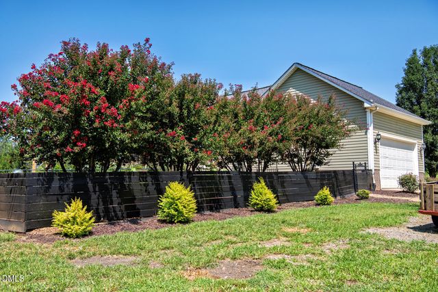 5235 Salem Woods Drive, Graham, NC 27253