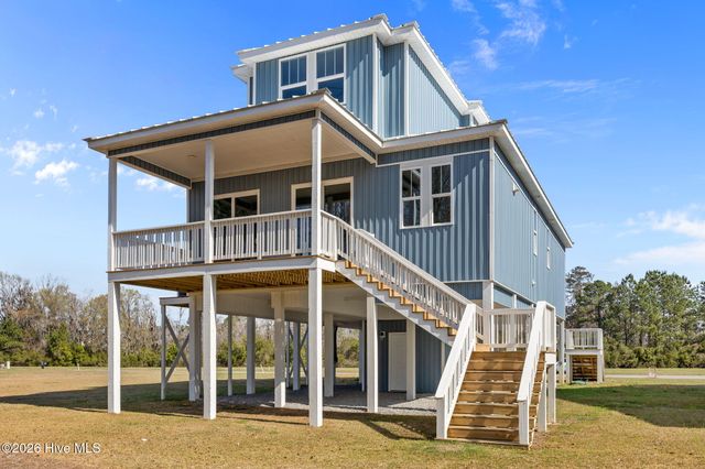 3204 Whichards Beach Road, Chocowinity, NC 27817
