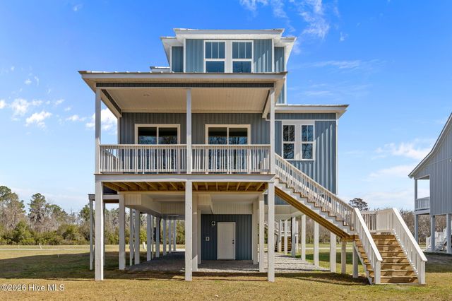 3204 Whichards Beach Road, Chocowinity, NC 27817