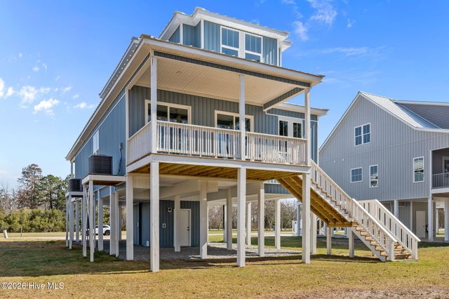 3204 Whichards Beach Road, Chocowinity, NC 27817