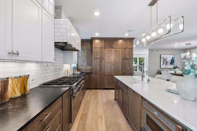 540 Holly Avenue, Saint Paul, MN 55102