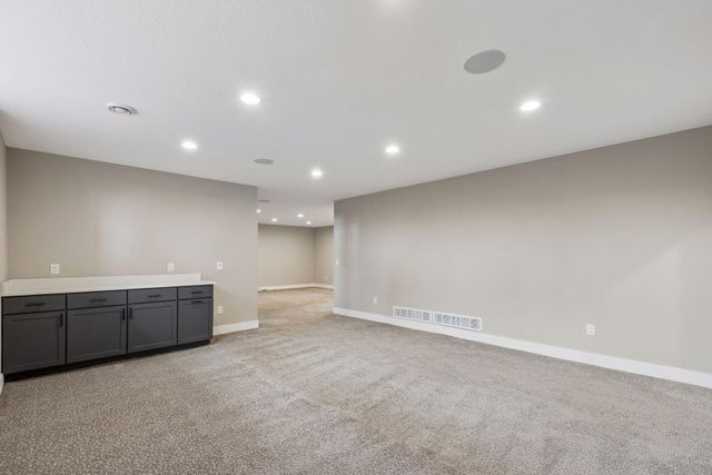 540 Holly Avenue, Saint Paul, MN 55102