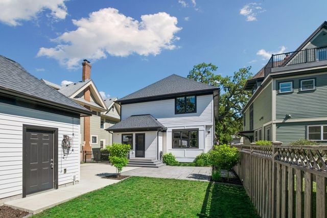 540 Holly Avenue, Saint Paul, MN 55102