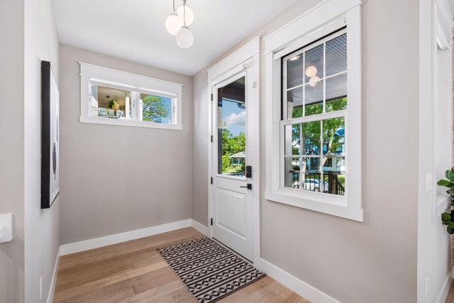 540 Holly Avenue, Saint Paul, MN 55102