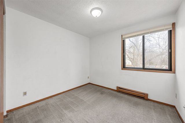 814 Benton Drive 34, Iowa City, IA 52246