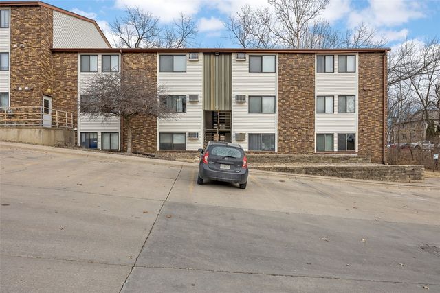 814 Benton Drive 34, Iowa City, IA 52246