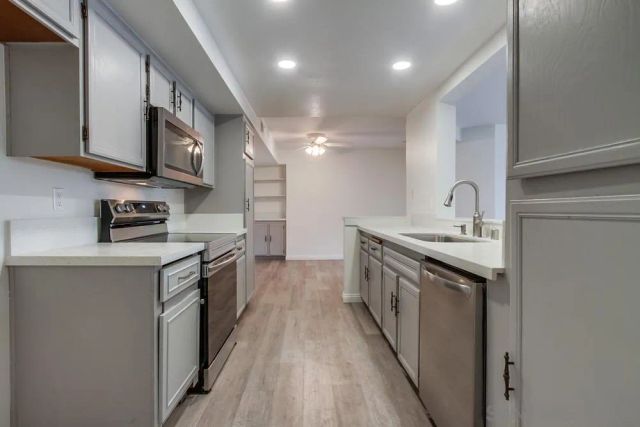 1030 E Washington Ave 120, Escondido, CA 92025