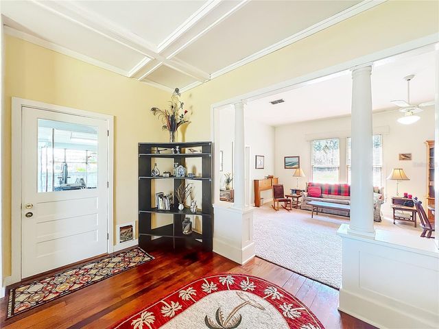 8408 LAKESHORE DRIVE, Yalaha, FL 34797