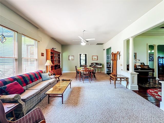 8408 LAKESHORE DRIVE, Yalaha, FL 34797