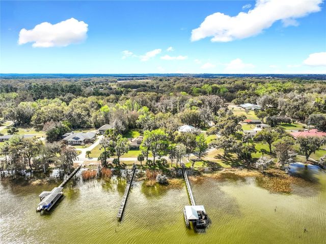 8408 LAKESHORE DRIVE, Yalaha, FL 34797