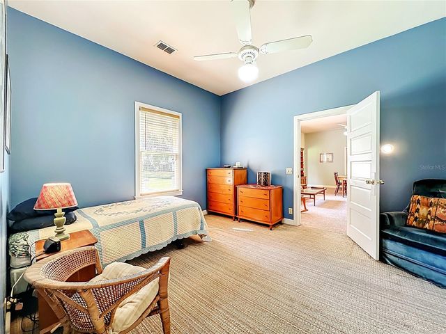 8408 LAKESHORE DRIVE, Yalaha, FL 34797