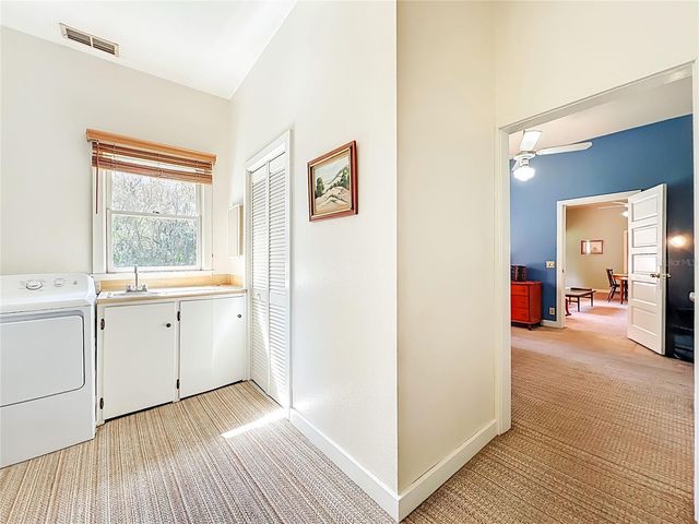 8408 LAKESHORE DRIVE, Yalaha, FL 34797