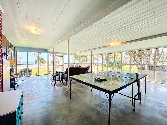 8408 LAKESHORE DRIVE, Yalaha, FL 34797