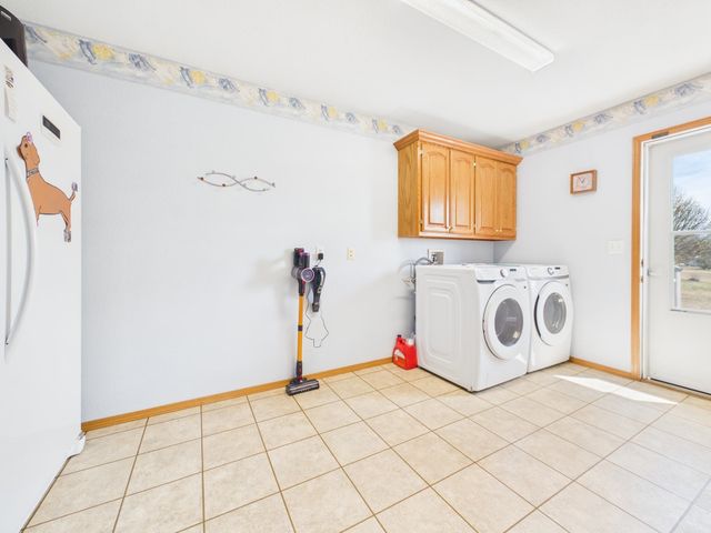 9030 S Posey Ct, Derby, KS 67037