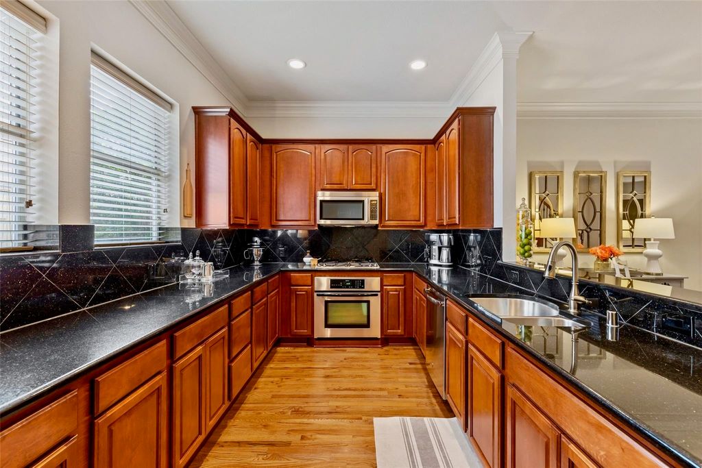 4304 Holland Avenue, Dallas, TX 75219