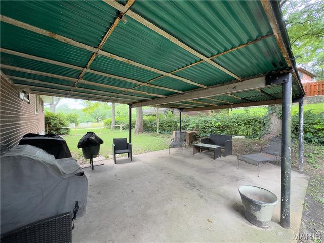2035 Valmont Drive, Arnold, MO 63010