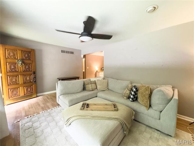 2035 Valmont Drive, Arnold, MO 63010