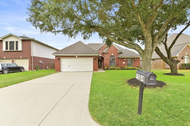 21606 Windsor Castle Drive, Spring, TX 77388