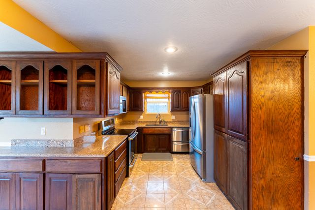 707 Scenic View Road, Ozark, MO 65721