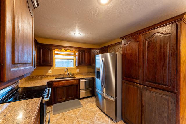 707 Scenic View Road, Ozark, MO 65721