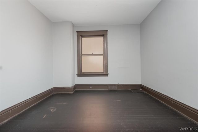 451 7th Street, Niagara Falls, NY 14301