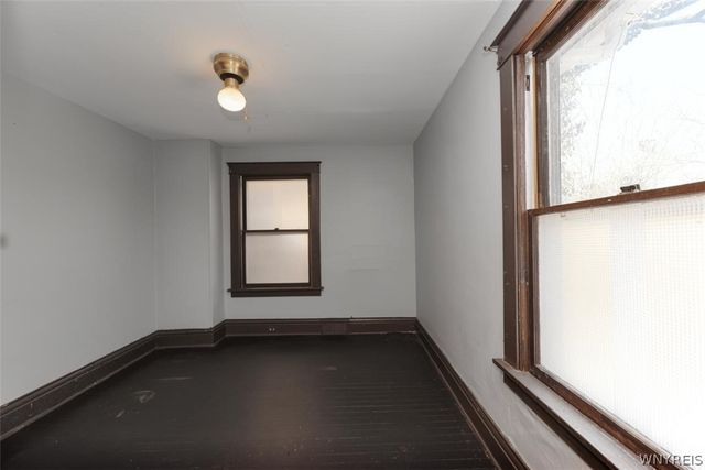 451 7th Street, Niagara Falls, NY 14301