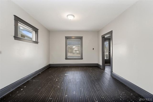 451 7th Street, Niagara Falls, NY 14301