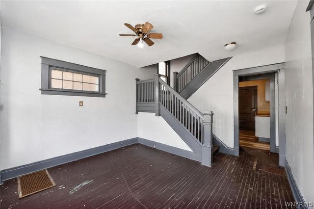 451 7th Street, Niagara Falls, NY 14301