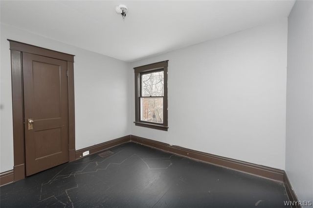 451 7th Street, Niagara Falls, NY 14301
