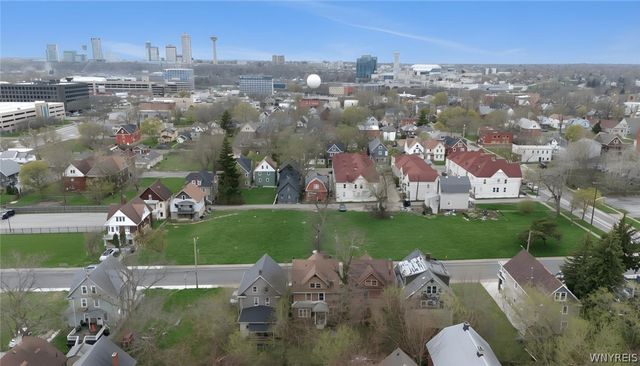 451 7th Street, Niagara Falls, NY 14301