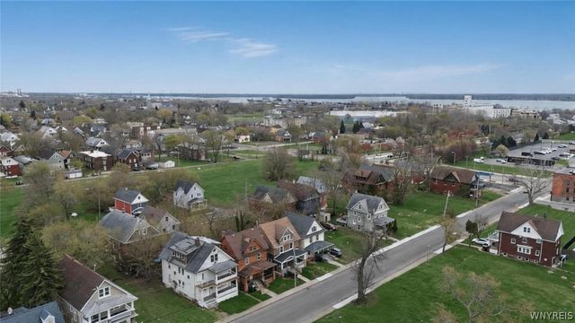 451 7th Street, Niagara Falls, NY 14301