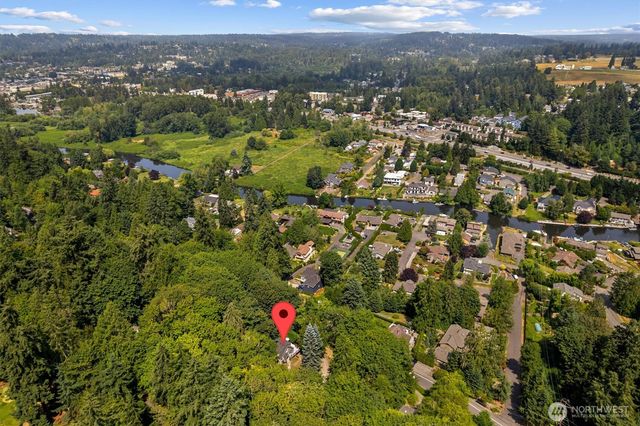 8233 NE 169th Street, Kenmore, WA 98028