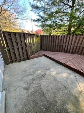 301 Yorkshire Cir, Nashville, TN 37211