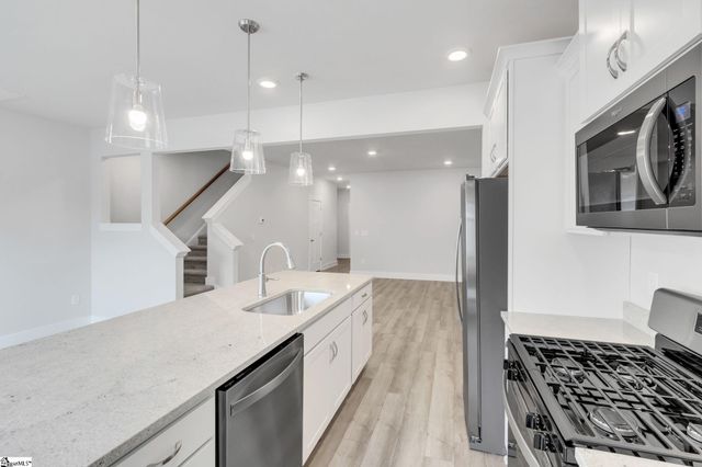 117 Cobden Court, Simpsonville, SC 29681