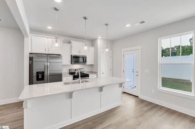 117 Cobden Court, Simpsonville, SC 29681