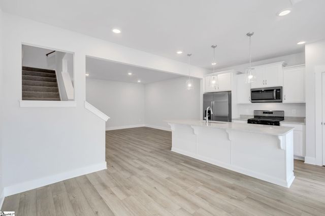 117 Cobden Court, Simpsonville, SC 29681