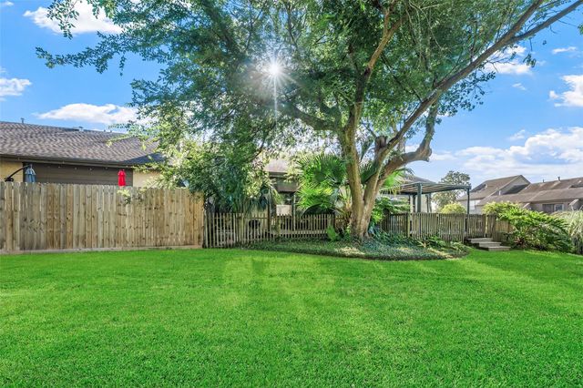 18040 Bal Harbour Drive, Houston, TX 77058