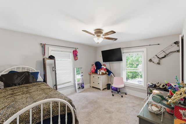 1625 E 60th Ave N, Belle Plaine, KS 67013