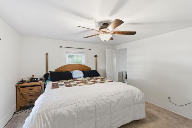 1625 E 60th Ave N, Belle Plaine, KS 67013