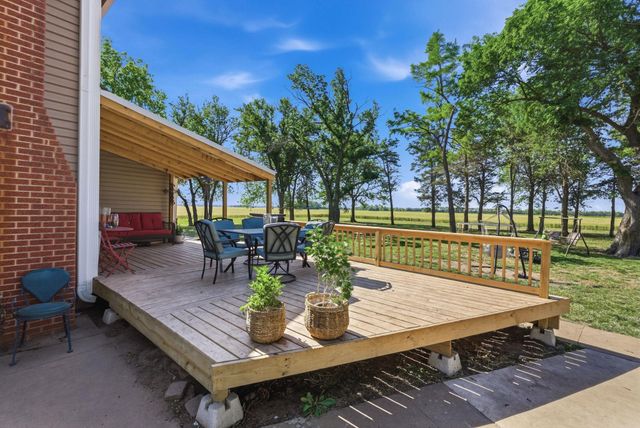 1625 E 60th Ave N, Belle Plaine, KS 67013