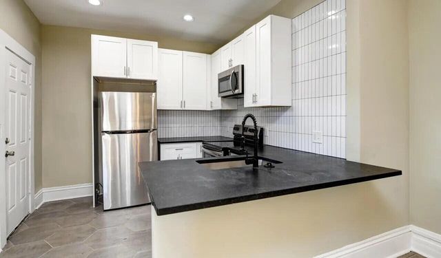 47 S Monroe Avenue, 49, Columbus, OH 43205
