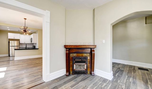 47 S Monroe Avenue, 49, Columbus, OH 43205