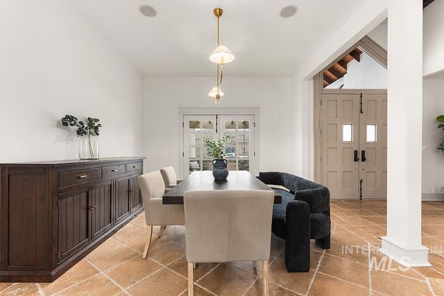 1222 S Lake Pointe Way, Eagle, ID 83616