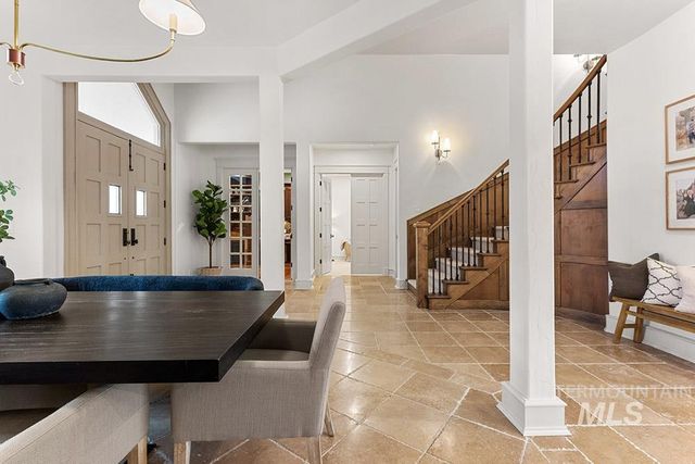 1222 S Lake Pointe Way, Eagle, ID 83616