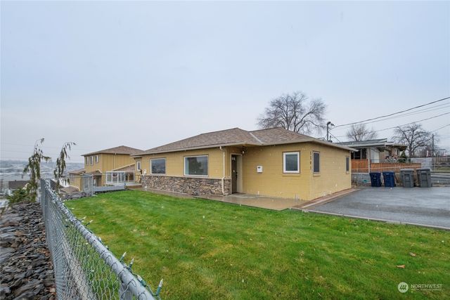 1201 Monitor Avenue, Wenatchee, WA 98801