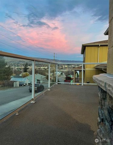 1201 Monitor Avenue, Wenatchee, WA 98801