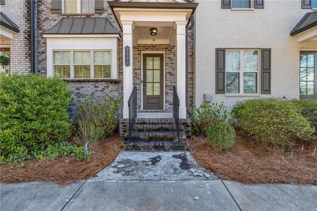 2002 Forte Lane, Alpharetta, GA 30009