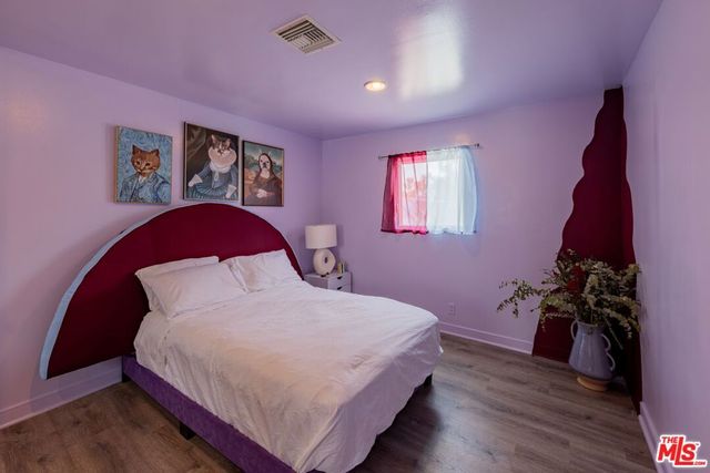 6835 Pacific View Drive, Los Angeles, CA 90068