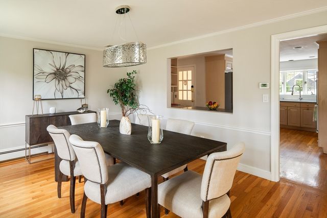 18 Saddle Ridge Rd, Dover, MA 02030