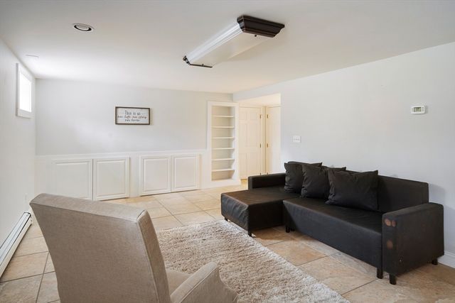 18 Saddle Ridge Rd, Dover, MA 02030